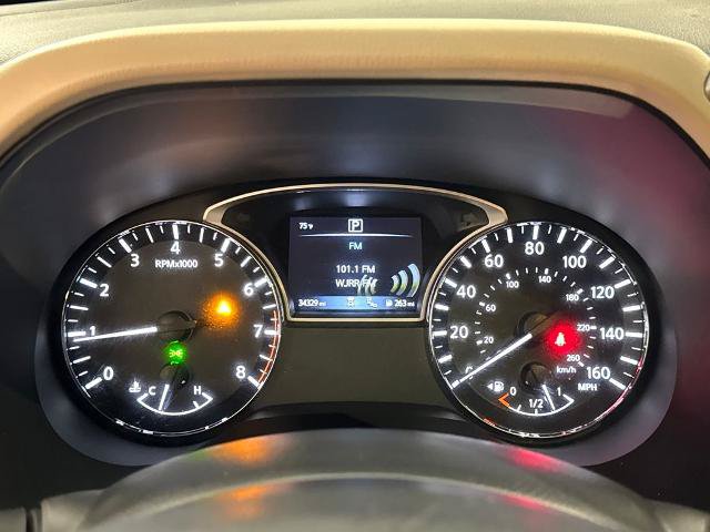 Used 2018 Nissan Pathfinder Platinum FWD image 18