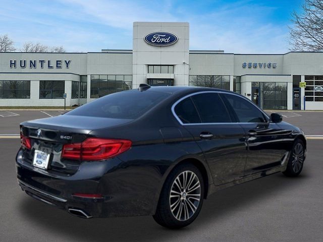 Used 2017 BMW 540i xDrive AWD/4WD image 4