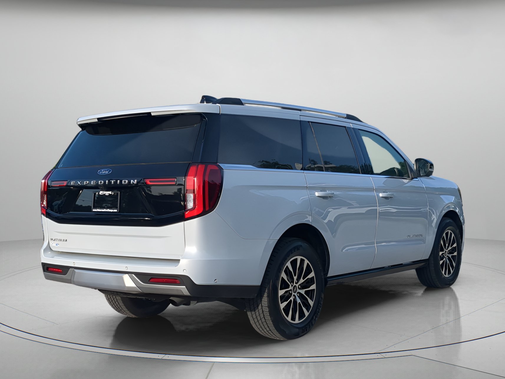 Certified 2025 Ford Expedition Platinum AWD/4WD image 40