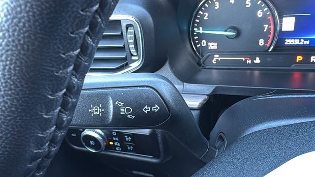 Certified 2023 Ford Explorer Limited w/ Equipment Group 301A image 18