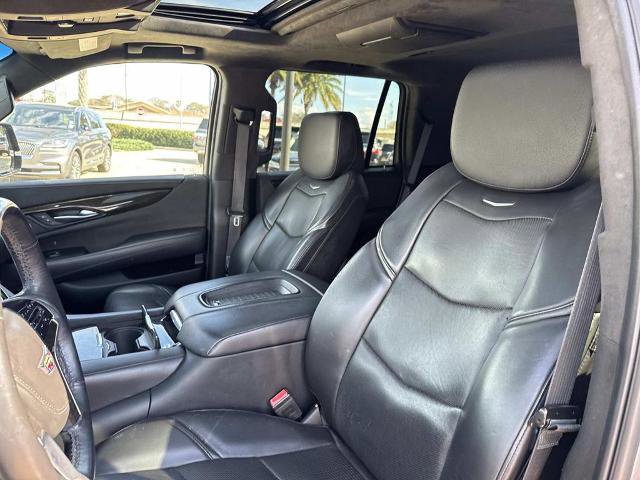 Used 2019 Cadillac Escalade Platinum image 19
