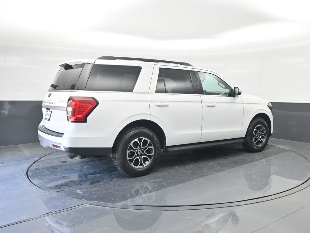 Certified 2024 Ford Expedition XLT RWD image 15