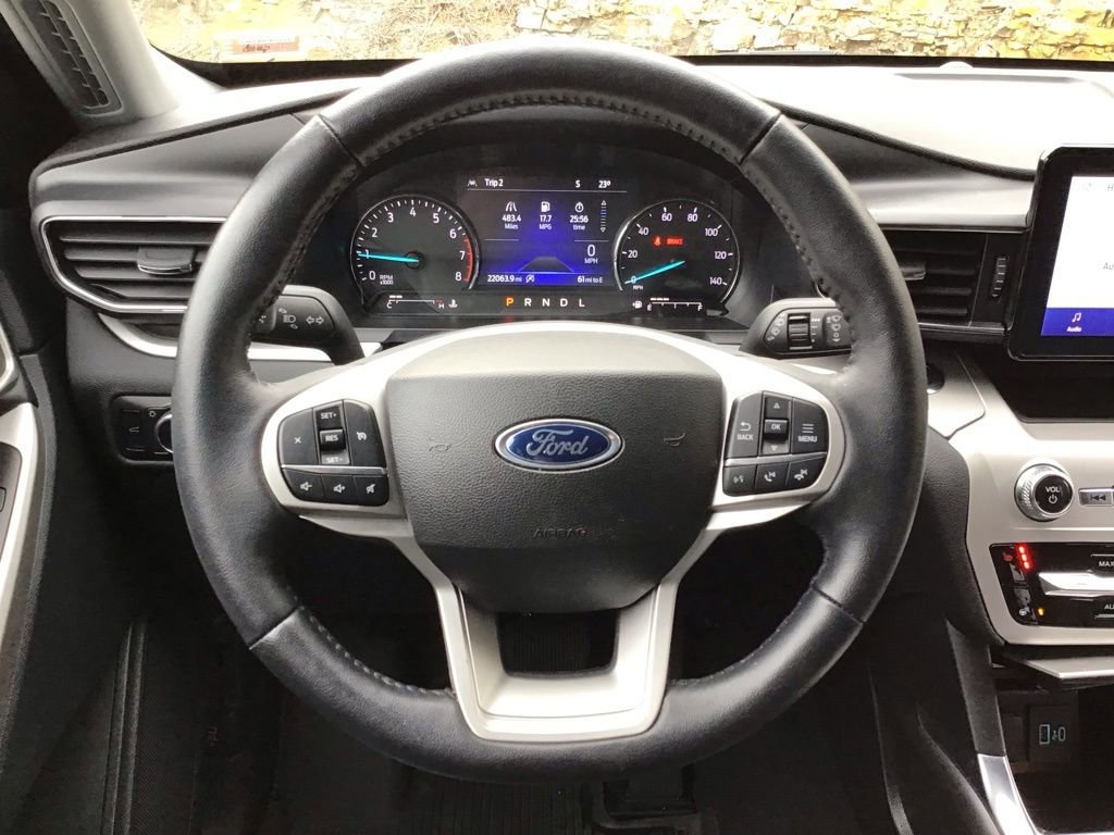 Certified 2024 Ford Explorer XLT w/ Equipment Group 202A image 15