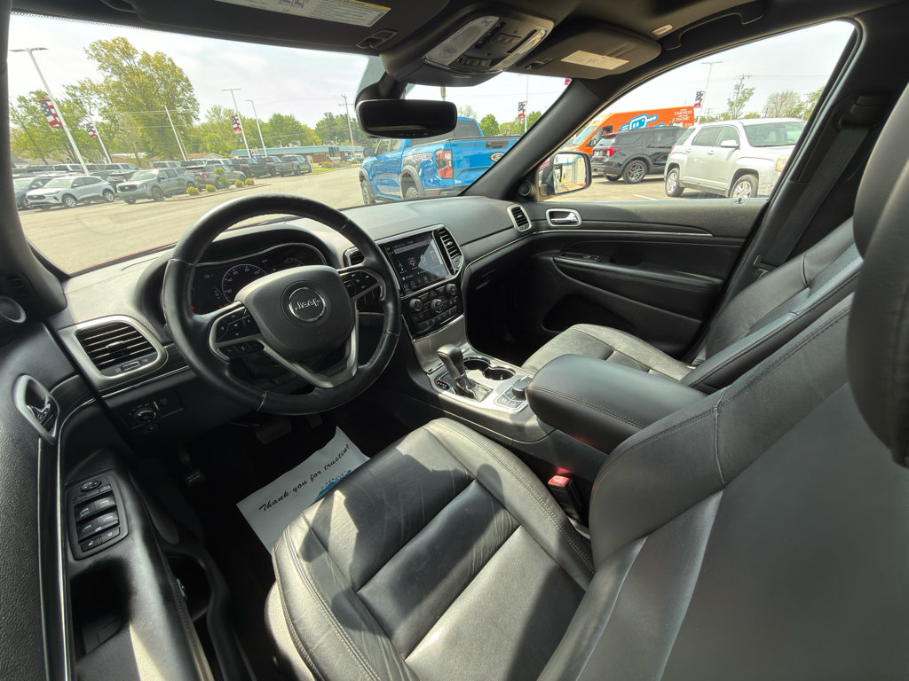Used 2022 Jeep Grand Cherokee Limited AWD/4WD image 25