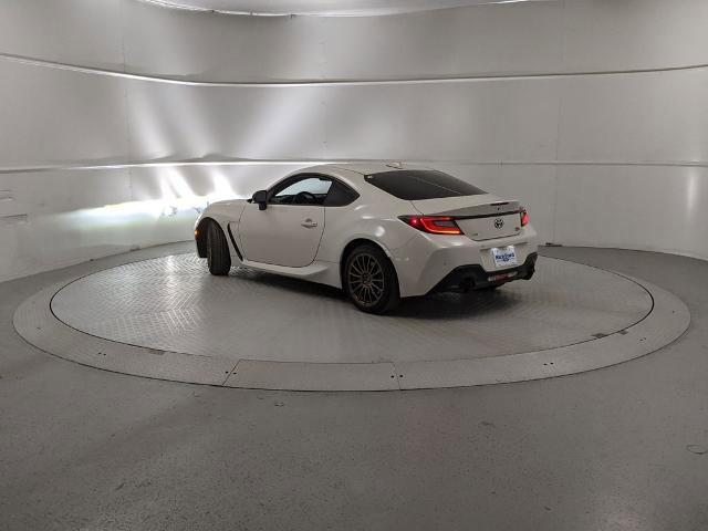 Used 2024 Toyota GR86 Base image 4