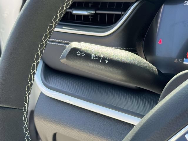 Used 2024 Jeep Grand Cherokee Laredo X AWD/4WD image 28