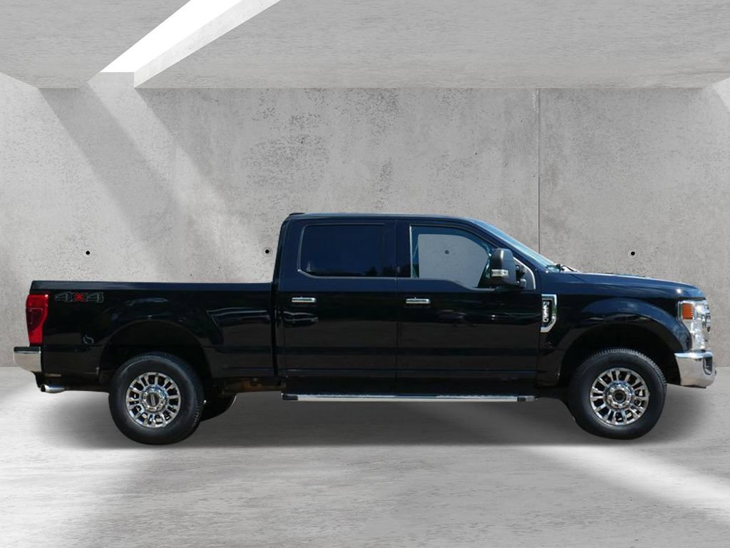Certified 2022 Ford F350 Lariat w/ Chrome Package AWD/4WD image 2