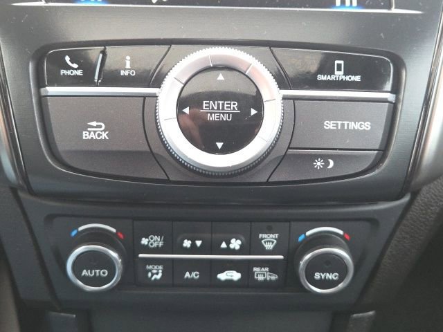 Used 2022 Acura ILX Premium Package image 32