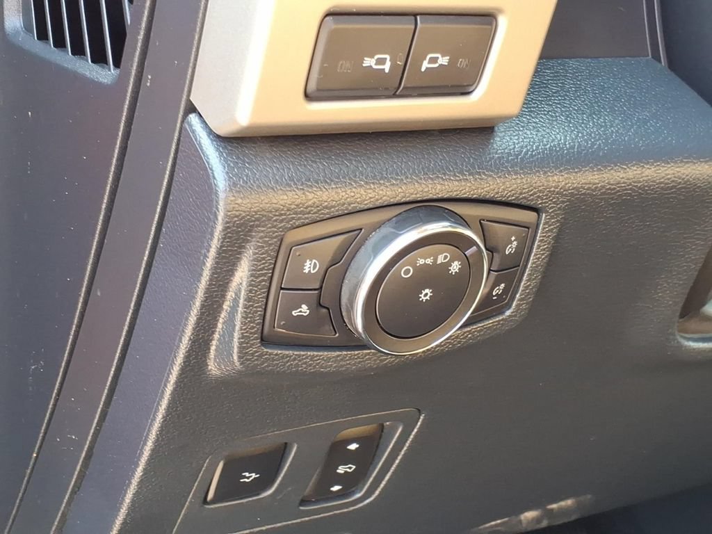 Certified 2022 Ford F250 Lariat w/ Lariat Ultimate Package AWD/4WD image 20