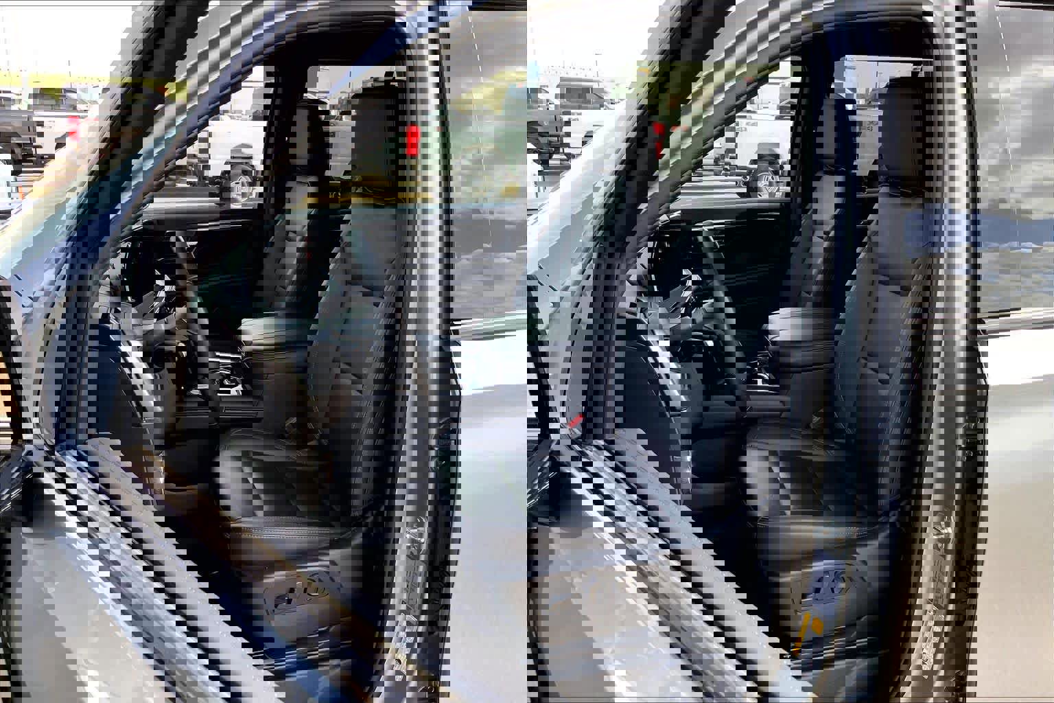 Used 2025 Chevrolet Tahoe Z71 image 10