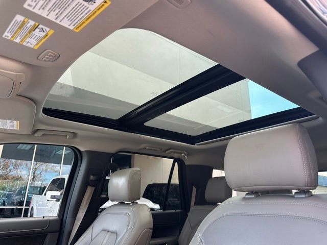 Certified 2018 Ford Expedition Limited w/ Equipment Group 302A image 9