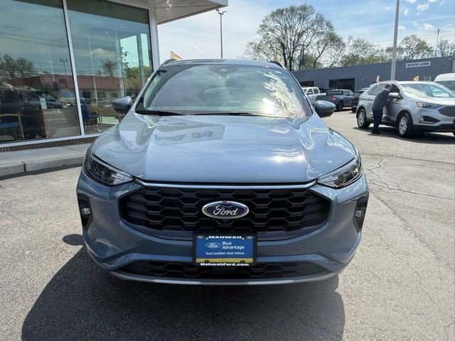 Certified 2023 Ford Escape ST-Line Select w/ Tech Pack #2 AWD/4WD image 11