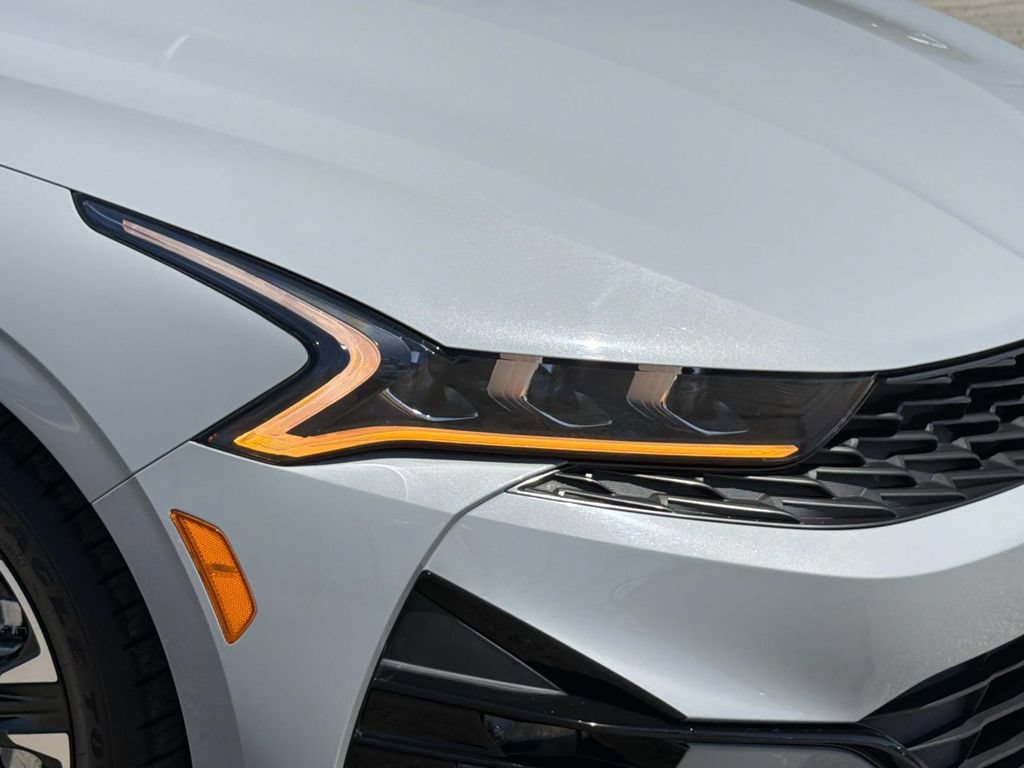 Used 2022 Kia K5 GT-Line w/ GT-Line Awd Premium Package image 5