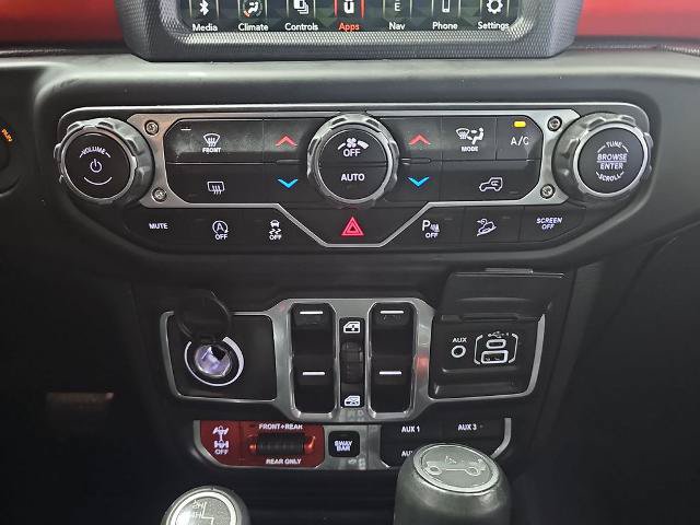 Used 2018 Jeep Wrangler Unlimited Rubicon AWD/4WD image 22