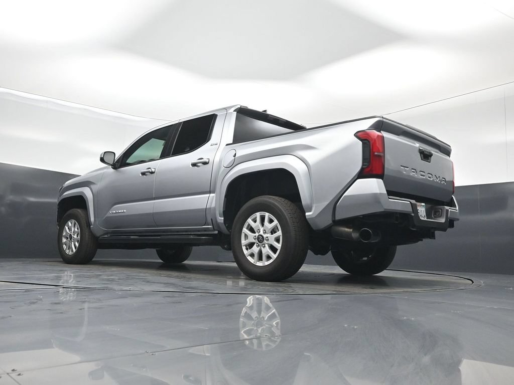 Used 2026 Toyota Tacoma SR5 RWD image 44