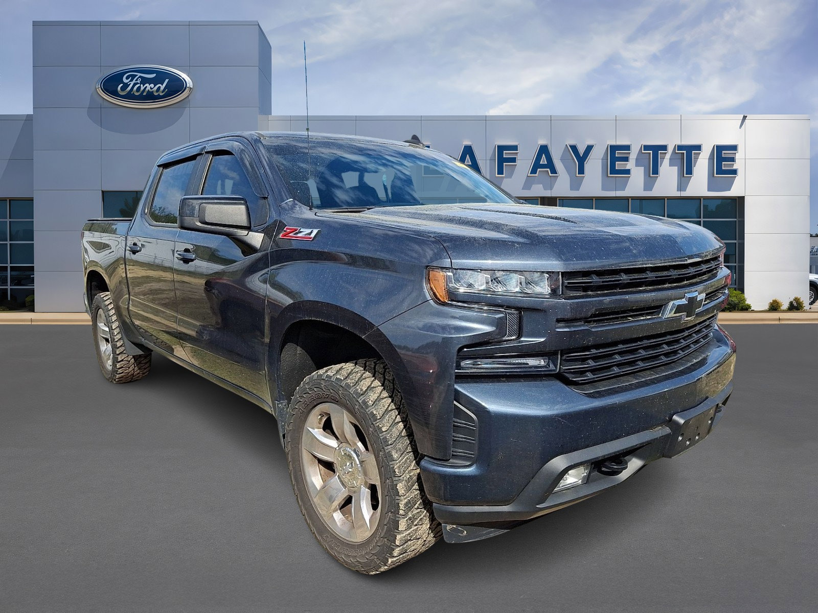 Used 2020 Chevrolet Silverado 1500 RST image 1