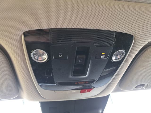 Used 2023 Kia Sorento S w/ Panoramic Sunroof Package image 16