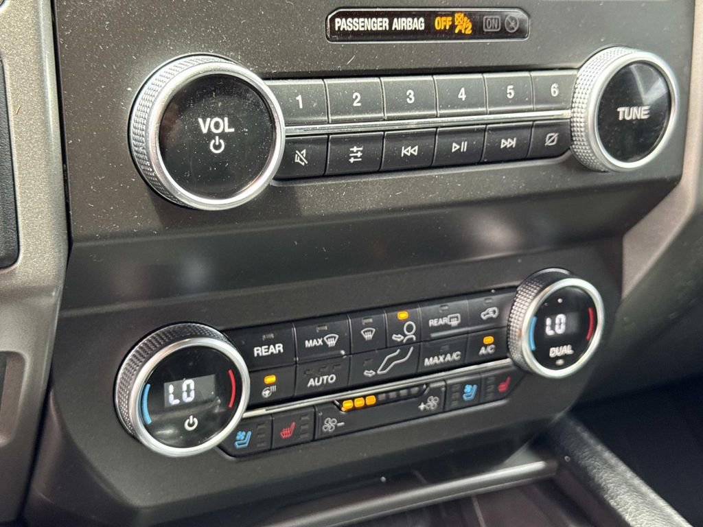 Certified 2019 Ford Expedition XLT w/ Equipment Group 202A RWD image 16