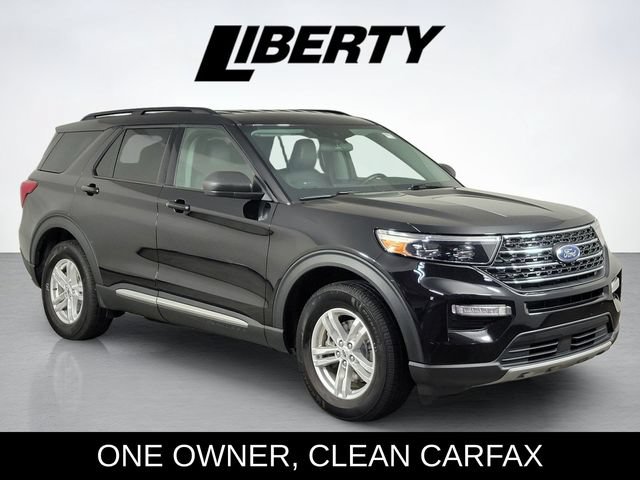 Certified 2022 Ford Explorer XLT w/ Equipment Group 202A AWD/4WD image 1