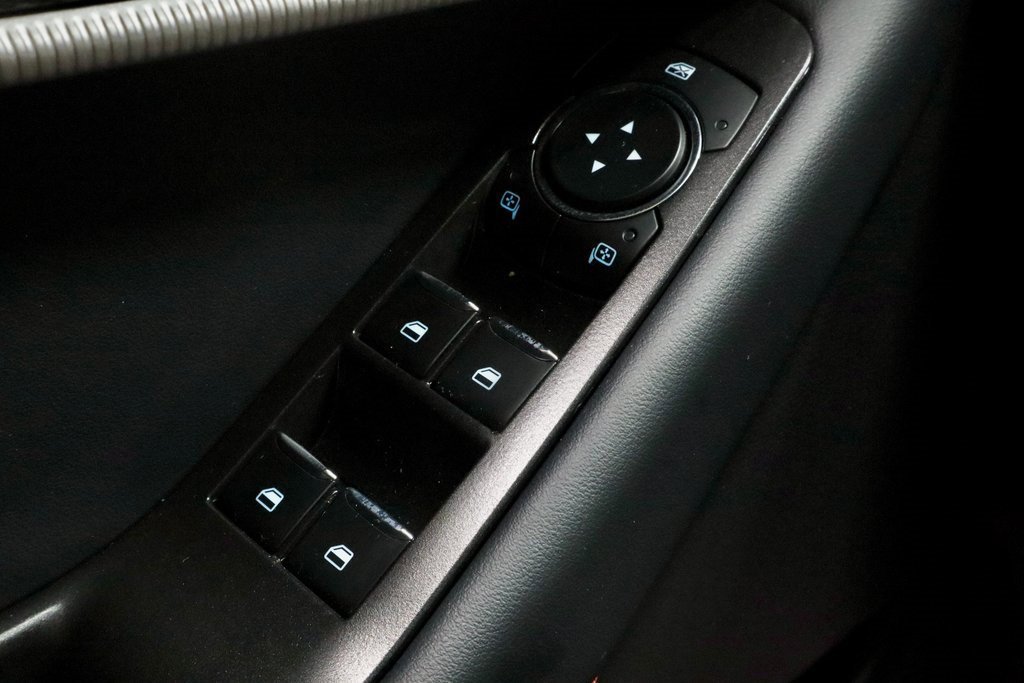 Certified 2025 Ford Explorer ST-Line w/ ST-Line Street Pack image 25