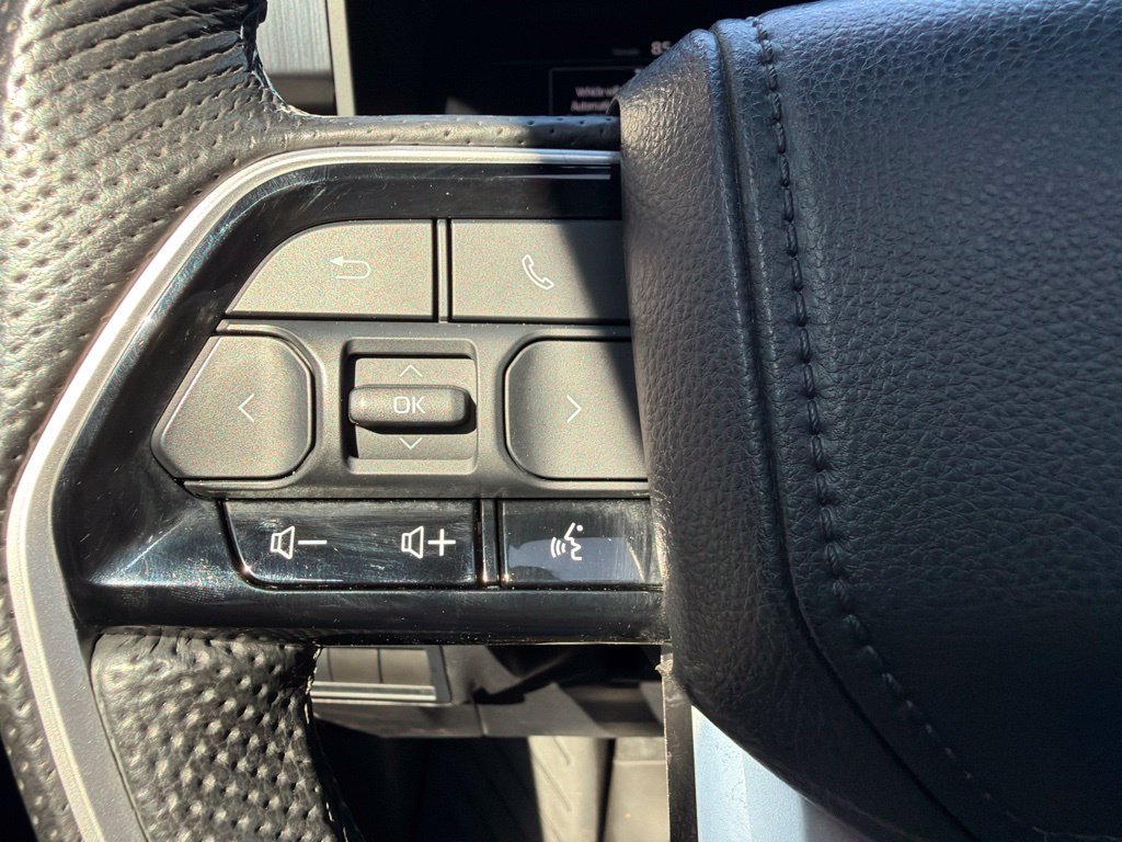 Used 2024 Toyota Tundra Platinum AWD/4WD image 27