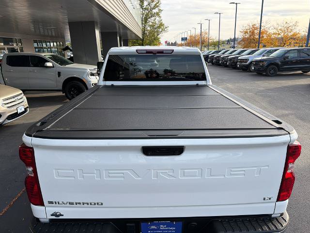 Used 2024 Chevrolet Silverado 2500 LT AWD/4WD image 16