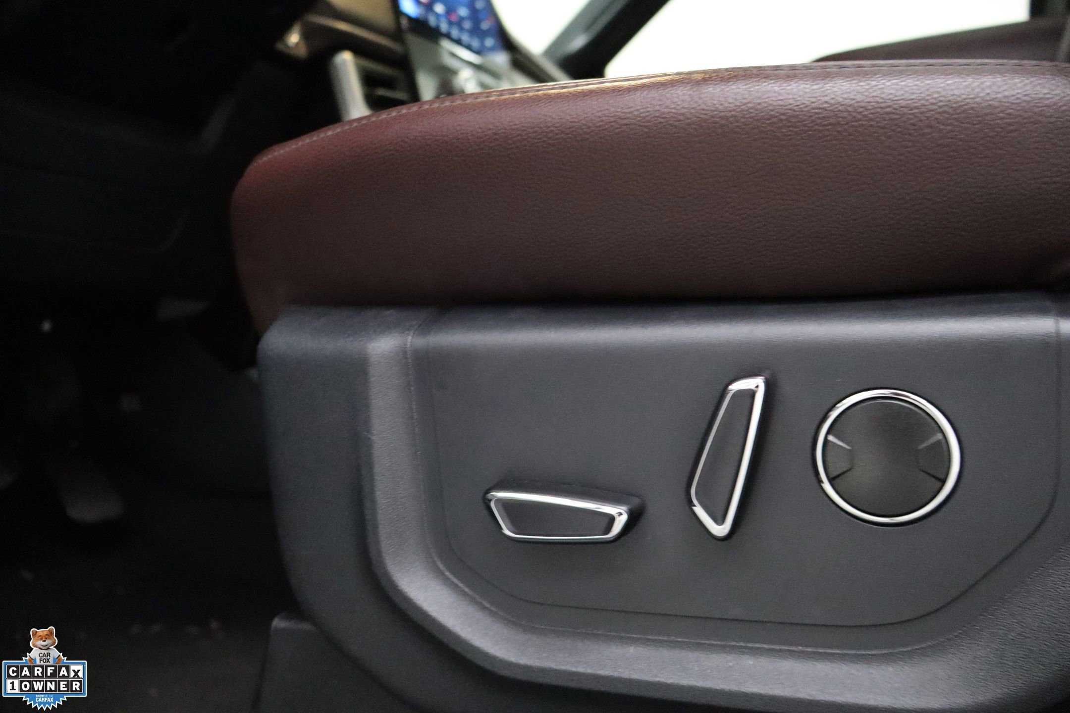 Certified 2024 Ford Expedition Limited image 17