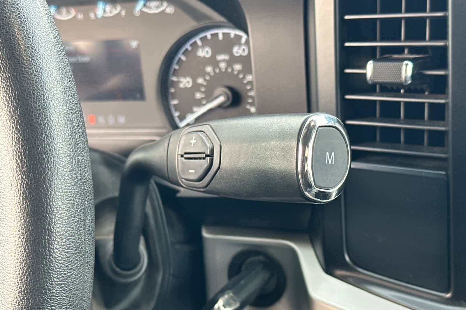 Certified 2025 Ford F250 XLT image 20