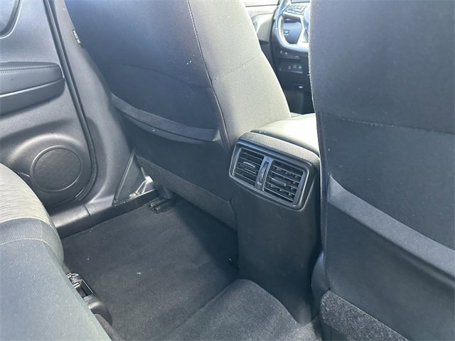 Used 2020 Nissan Rogue SV image 39