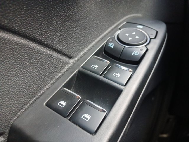Certified 2025 Ford Escape ST-Line Select AWD/4WD image 7