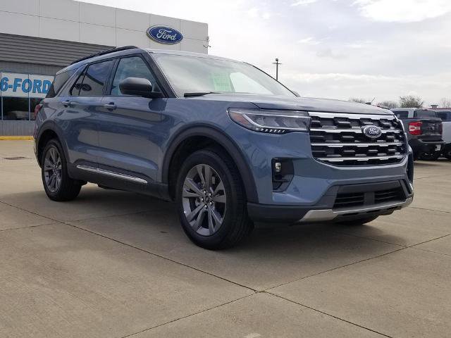 Certified 2025 Ford Explorer Active w/ Active Comfort Package AWD/4WD image 7