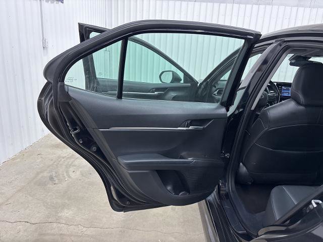 Used 2022 Toyota Camry SE image 22