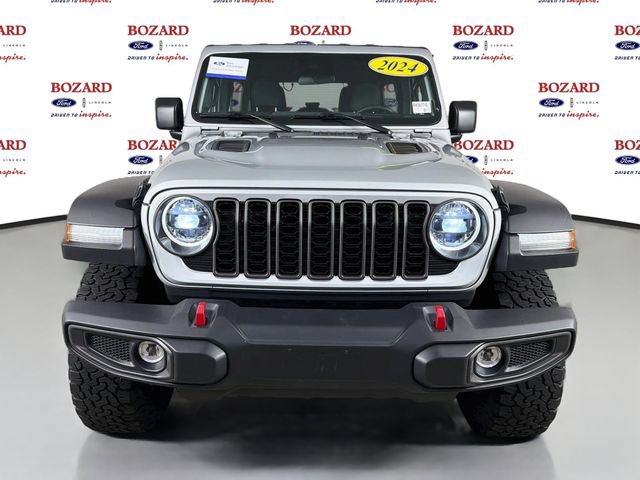 Used 2024 Jeep Wrangler Unlimited Rubicon AWD/4WD image 2