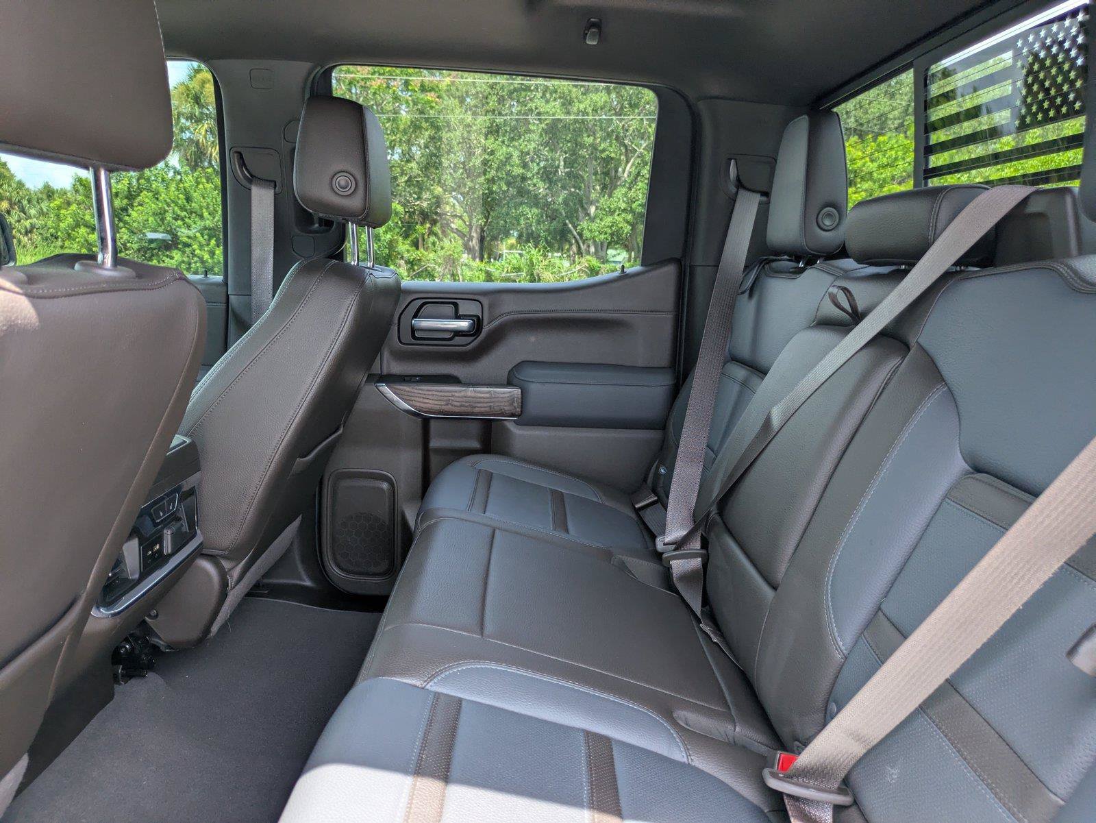 Used 2022 GMC Sierra 1500 Denali w/ Denali Reserve Package AWD/4WD image 16