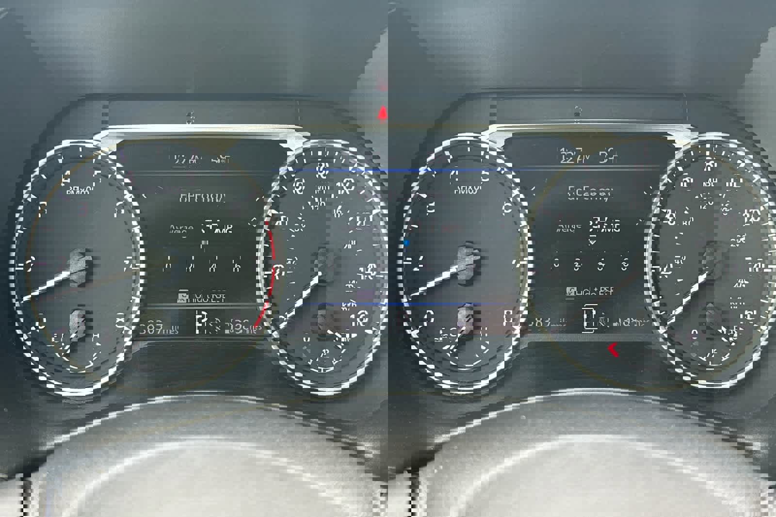 Used 2024 Nissan Sentra SV image 23