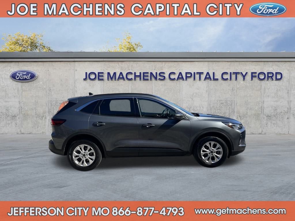 Certified 2023 Ford Escape Active w/ Tech Pack #2 image 6