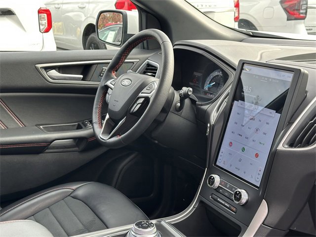 Certified 2024 Ford Edge ST-Line image 34