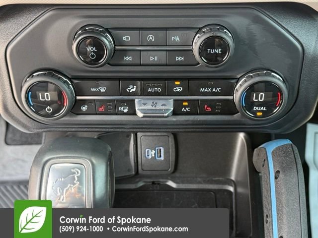 Certified 2023 Ford Bronco Wildtrak AWD/4WD image 28