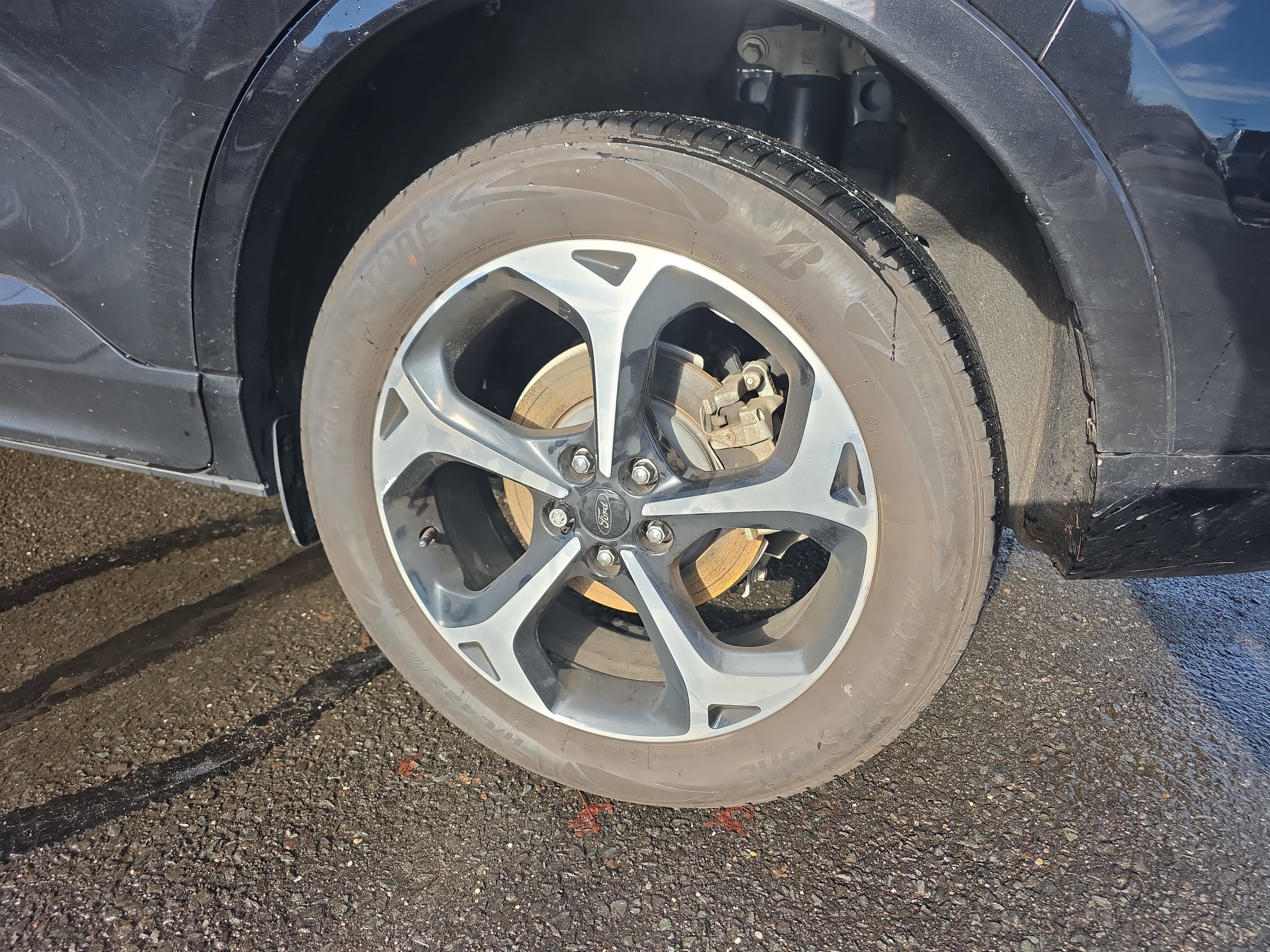 Certified 2023 Ford Escape ST-Line Elite w/ Premium Technology Package image 12