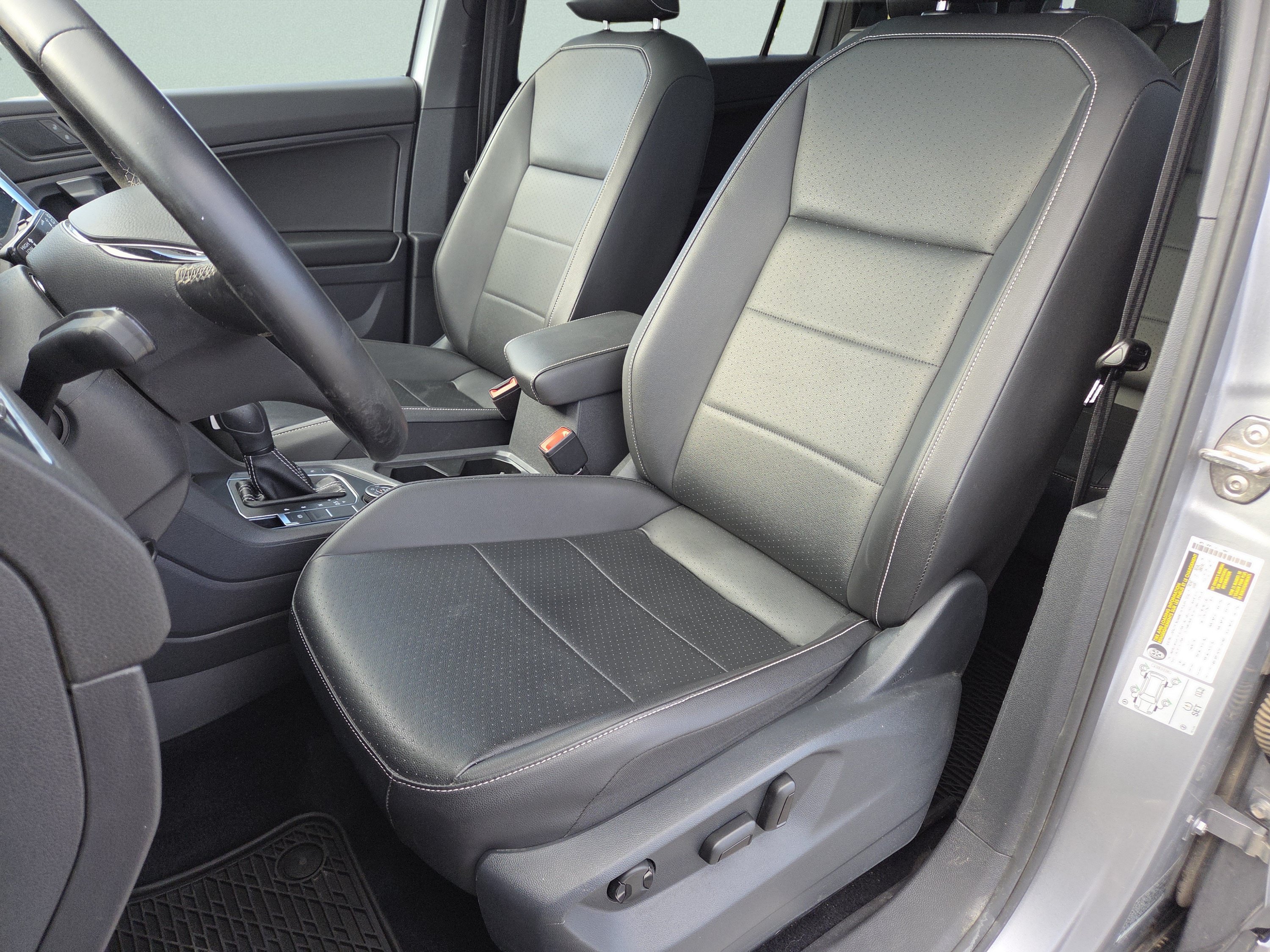 Used 2021 Volkswagen Tiguan SE AWD/4WD image 6