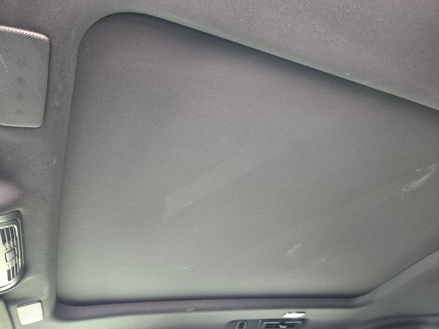 Used 2021 Cadillac Escalade Premium Luxury RWD image 24