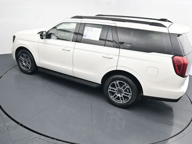 Certified 2025 Ford Expedition Active AWD/4WD image 29