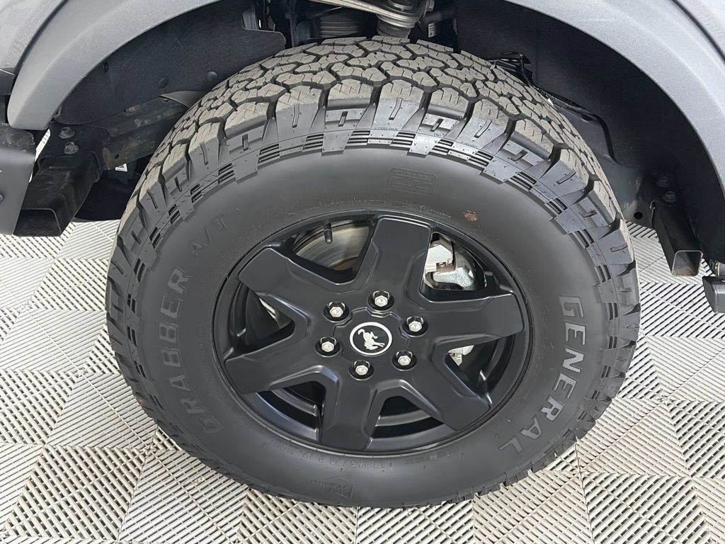 Certified 2022 Ford Bronco Black Diamond image 8