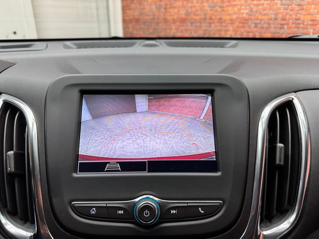 Used 2023 Chevrolet Equinox LT FWD image 20