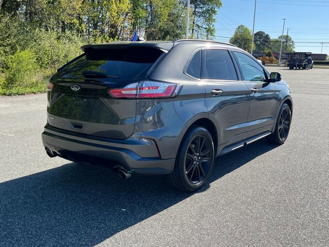 Certified 2020 Ford Edge ST-Line w/ Cold Weather Package FWD image 5