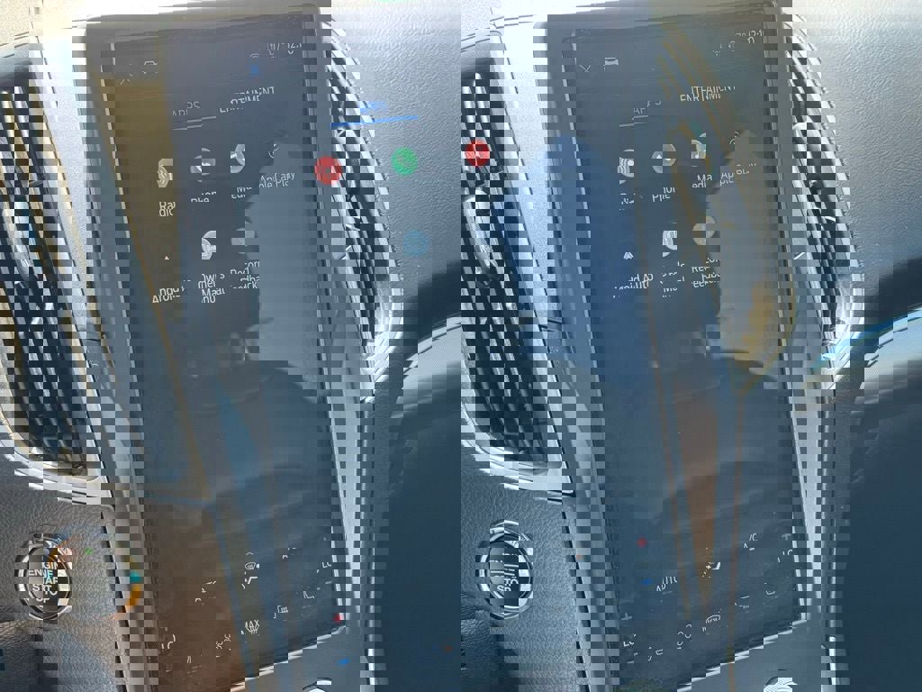 Certified 2022 Ford Edge SEL image 22