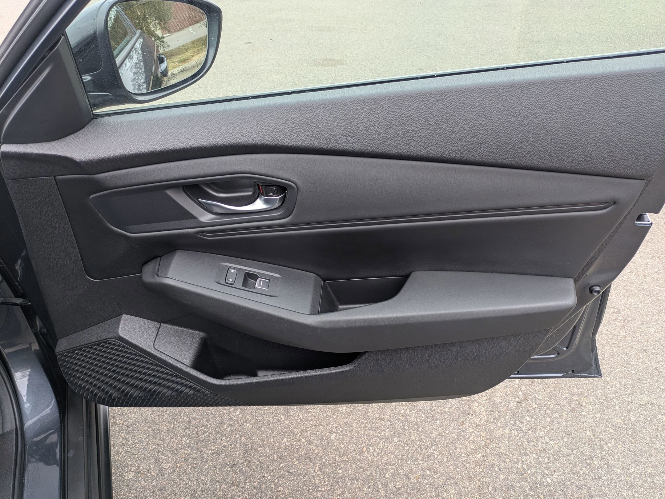 Used 2025 Honda Accord SE image 30