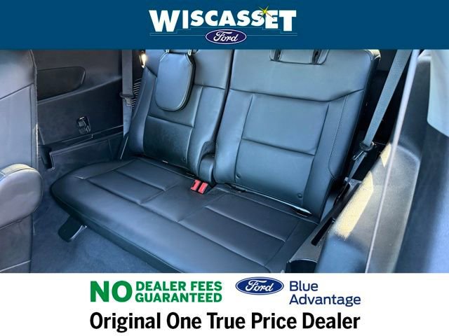 Certified 2022 Ford Explorer XLT w/ Equipment Group 202A image 14