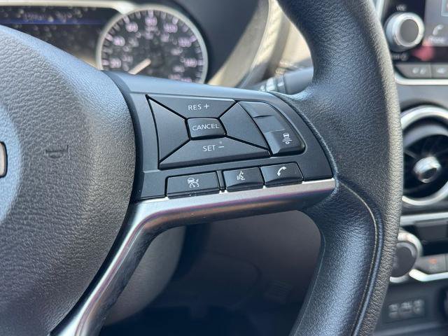 Used 2025 Nissan Sentra SV FWD image 17