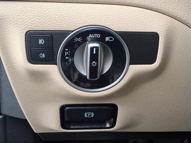 Used 2019 Mercedes-Benz GLA 250 4MATIC image 18